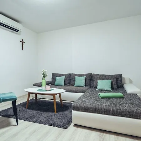 Apartment Aracic Solin